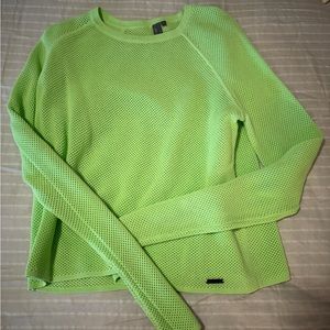 Iong sleeve sweaty Betty workout top